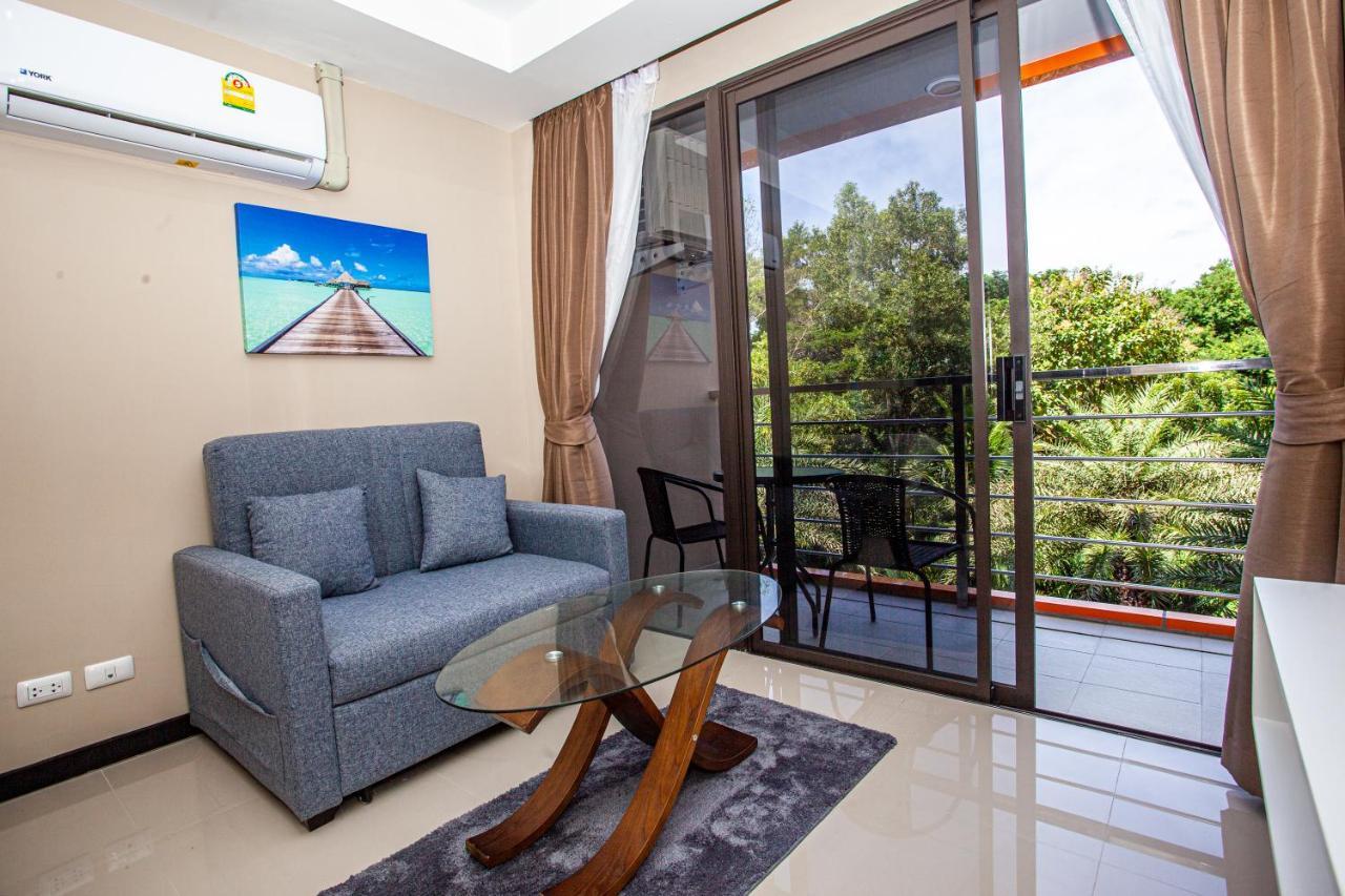 Mbc Mai Khao Condotel Luxury 公寓